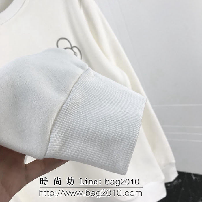 Lv路易威登 18ss秋冬新款衛衣 Vivian薇薇安logo印花系列 定制純棉加絨面料 高版本男女同款 ydi2054